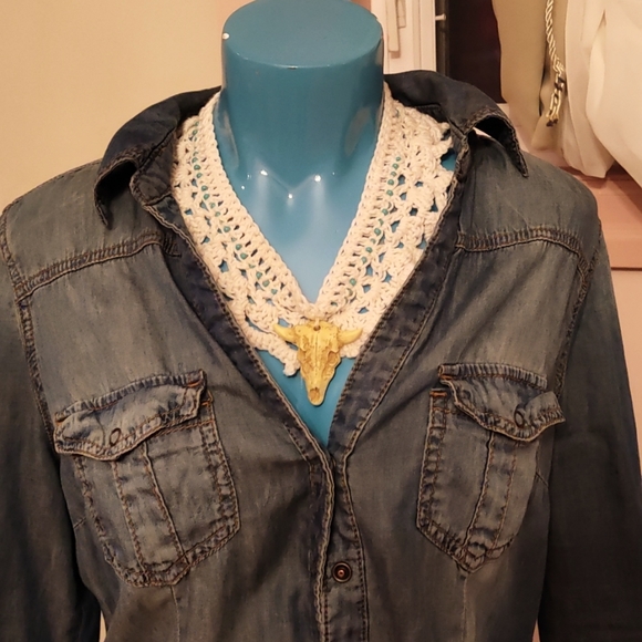 Choker - Picture 1 of 3